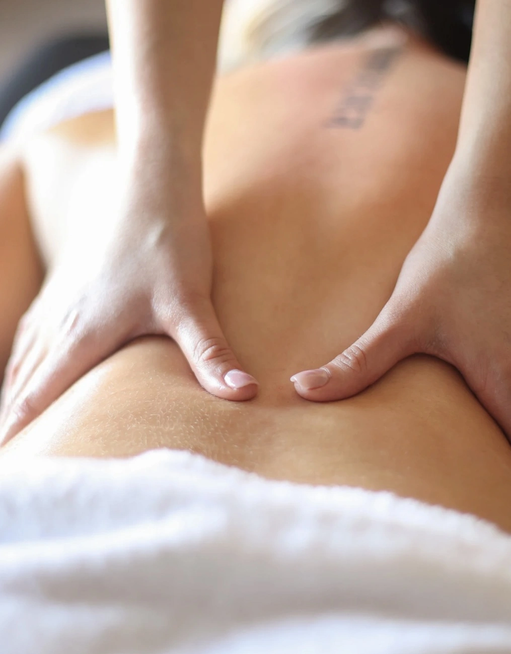 esthéticienne massage