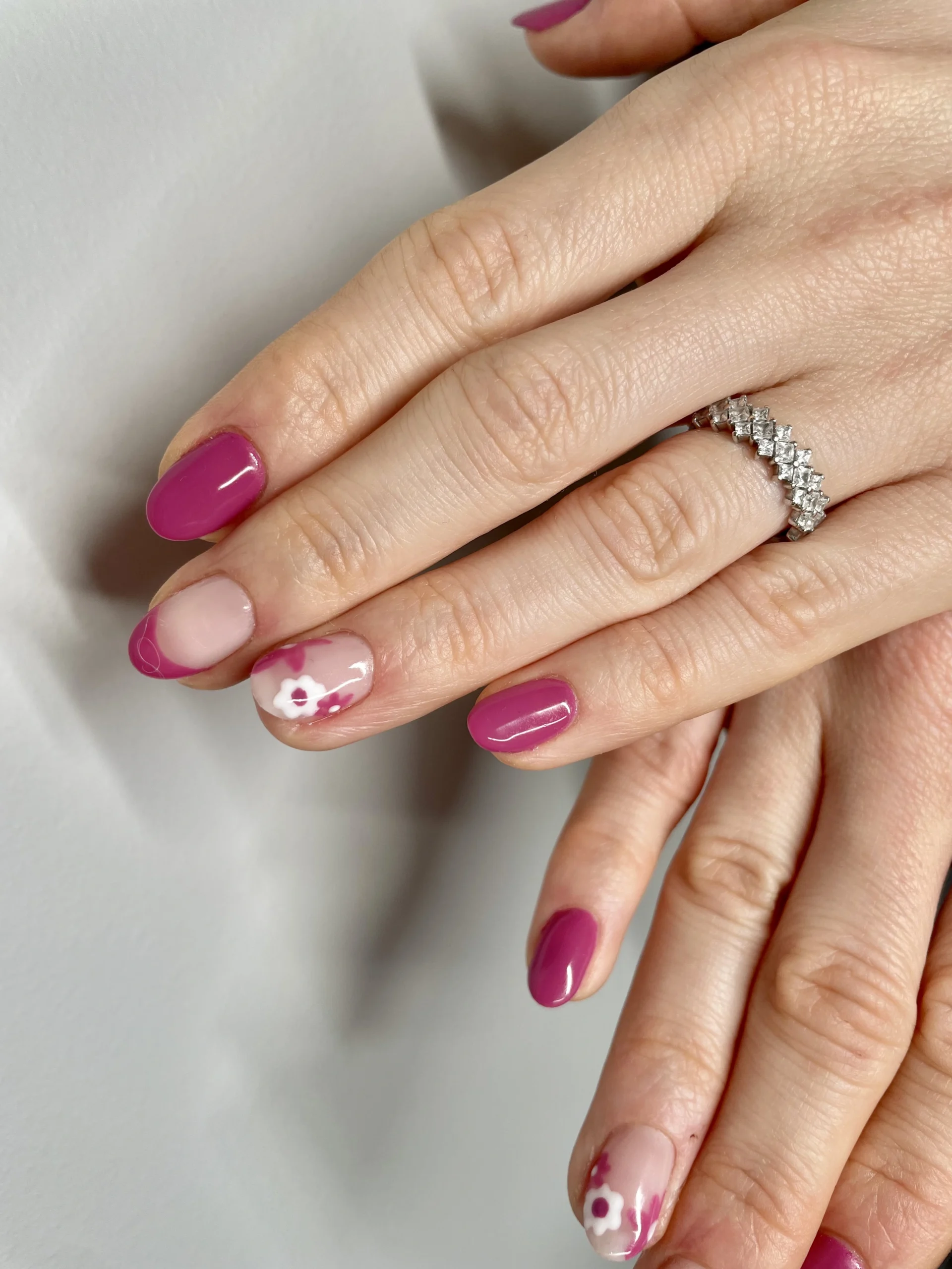 esthéticienne ongles